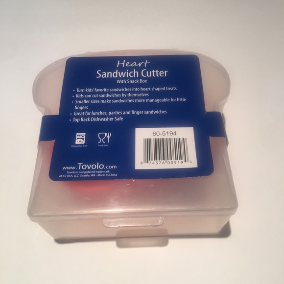 NWT Sandwich container & heart cutter - Picture 10 of 14